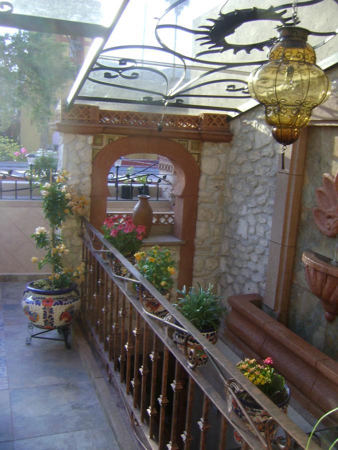 Hotel Posada Maria Bonita Берналь Экстерьер фото
